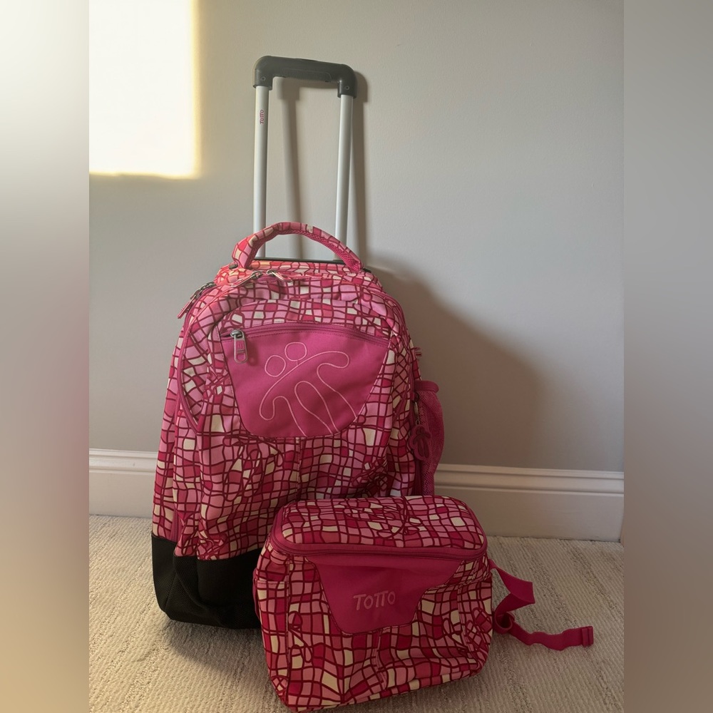 TOTTO ROLLING BAG WITH LUNCH BOX